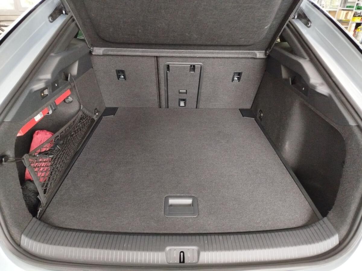 Volkswagen ID.7 Pro Navi IQ.Light DAB+ FrontAssist