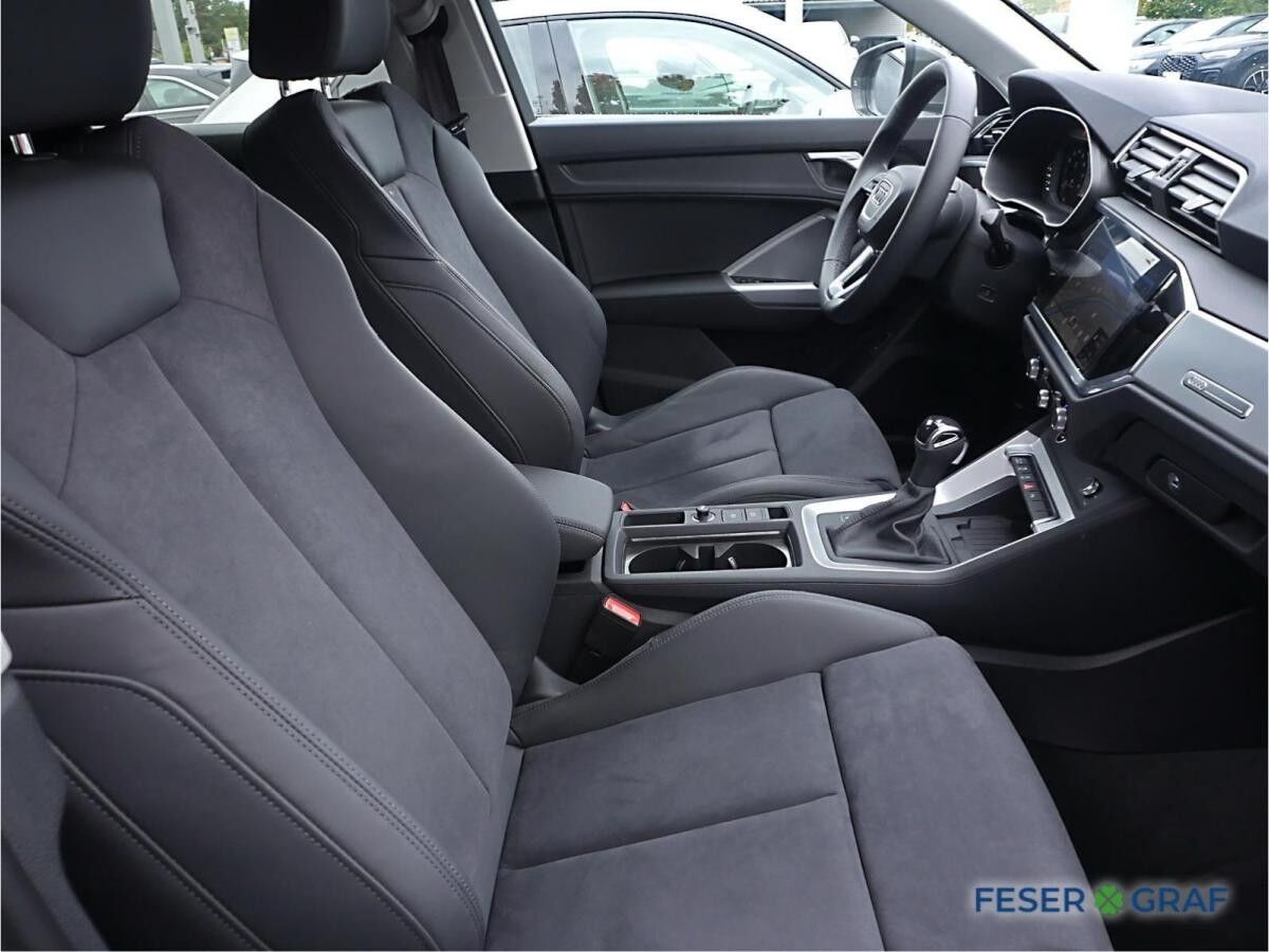 Audi Q3 Sportback S line 35TFSI S tronic AHK Navi ACC