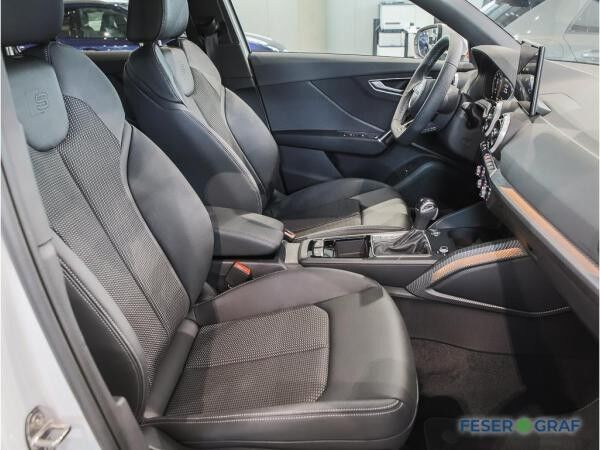 Audi Q2 35 TFSI S line AHK Pano Navi Matrix