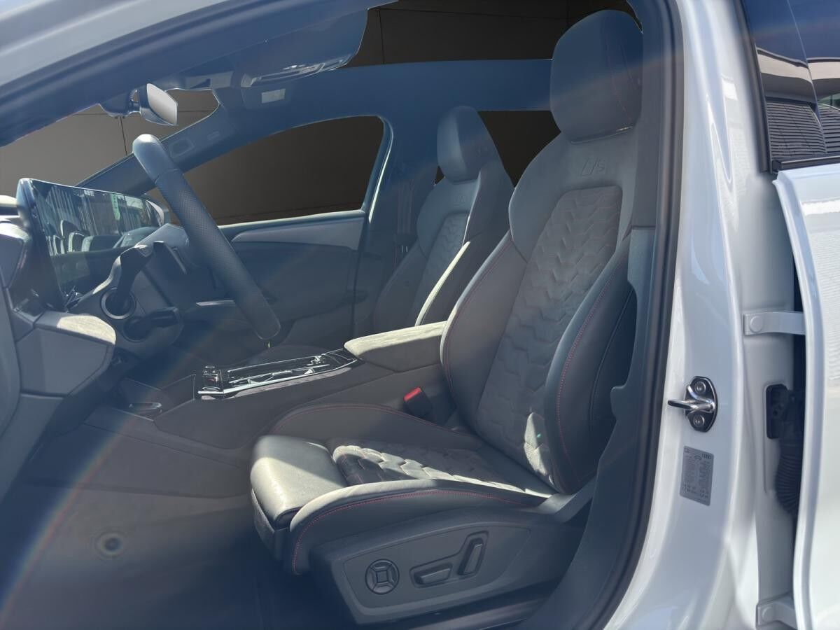 Audi A6 e-tron Avant quattro Pano+Matrix+Kamera+B&O Audi A6 e-tron Avant quattro Pano+Matrix+Kamera+B&O