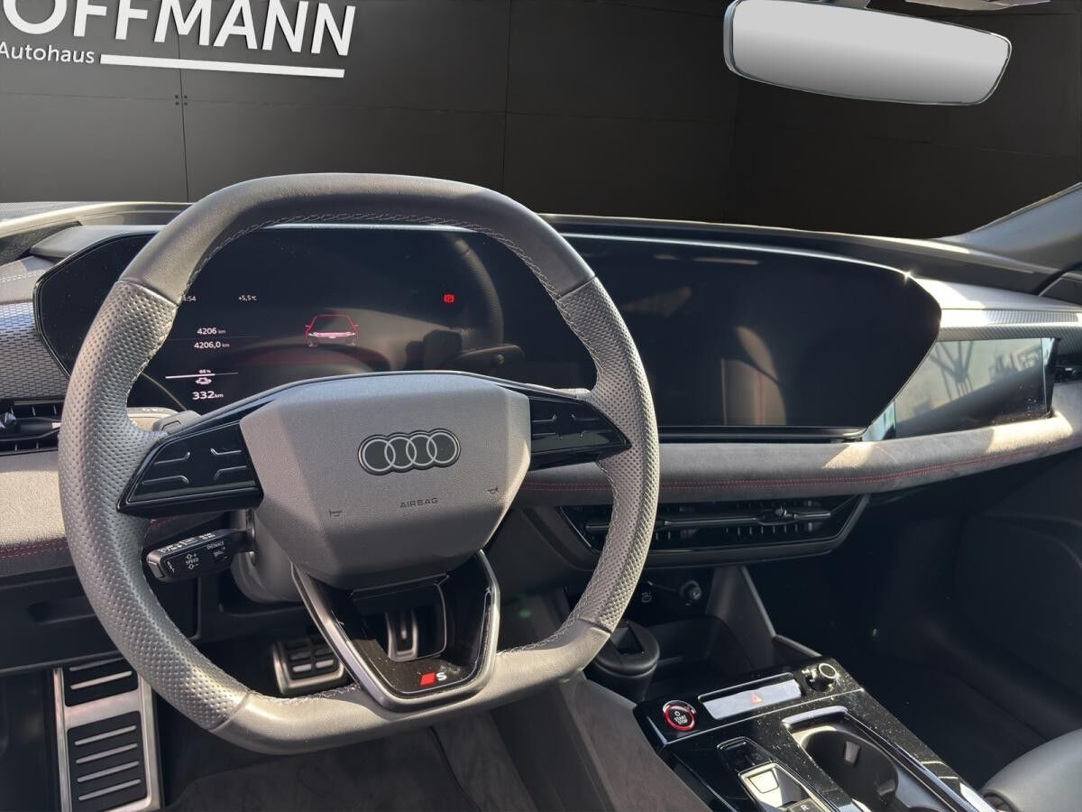 Audi A6 e-tron Avant quattro Pano+Matrix+Kamera+B&O Audi A6 e-tron Avant quattro Pano+Matrix+Kamera+B&O