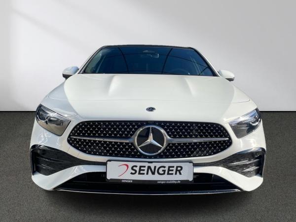 Mercedes-Benz A 200 d AMG Line Panorama Totwinkel 360°Kamera