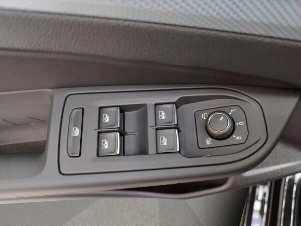 Volkswagen Golf VIII 2.0 TDI DSG GOAL / SOFORT VERFÜGBAR  !