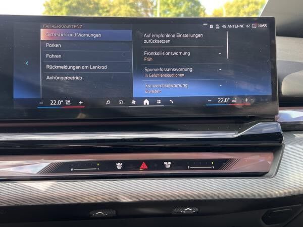 BMW i5 eDrive40 Touring M Sportpaket DAB LED AHK