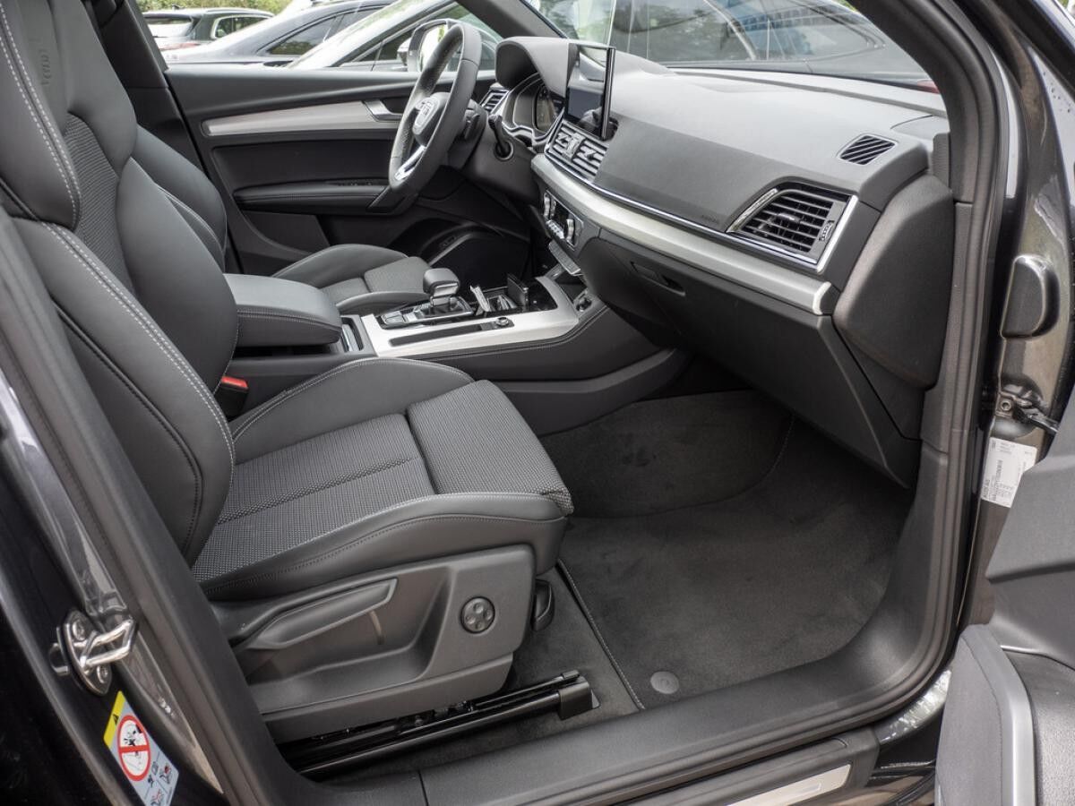 Audi Q5 Sportback S line business 35 TDI