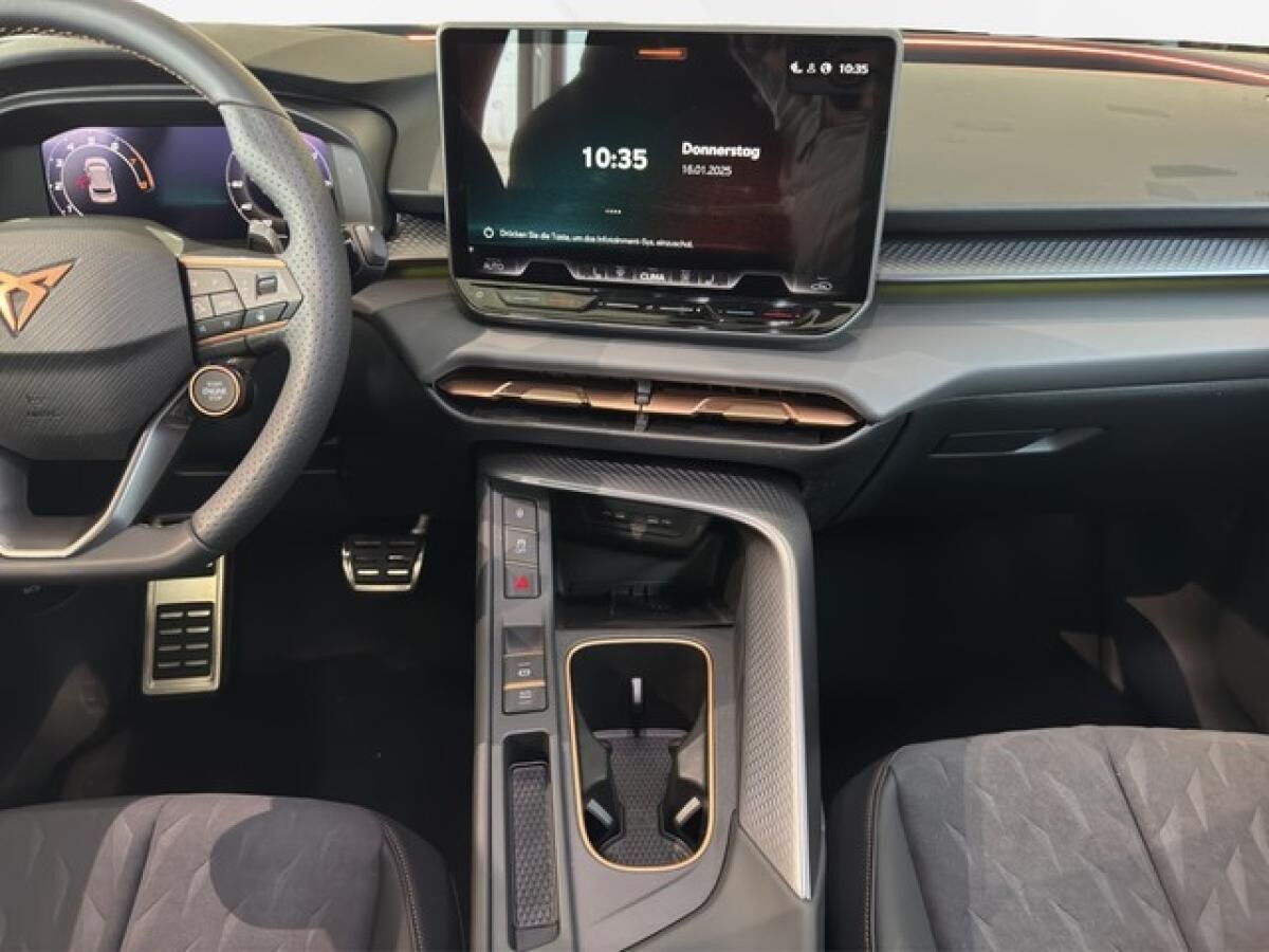 Cupra Terramar 1.5 eTSI DSG AHK | TOP VIEW | NAVI | HUD | INTELLIGENT DRIVE | eHECK