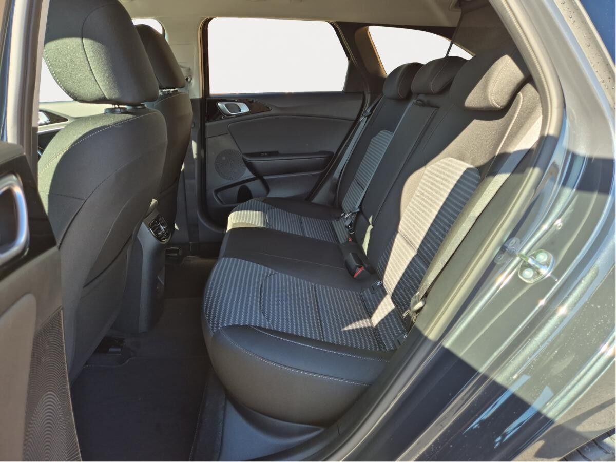 Kia Ceed SW 1.5T DCT7 ULTIMATE | STYLE-PAKET | LED | 17" | GEWERBLICH