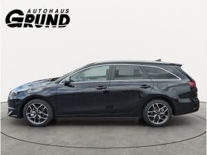 Kia Ceed SW 1.5T DCT7 ULTIMATE | STYLE-PAKET | LED | 17" |