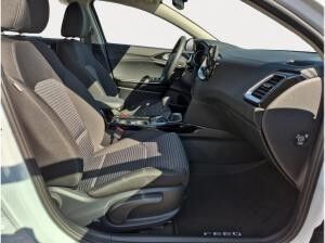 Kia Ceed SW 1.5T ULTIMATE | STYLE-PAKET | LED | 17" |