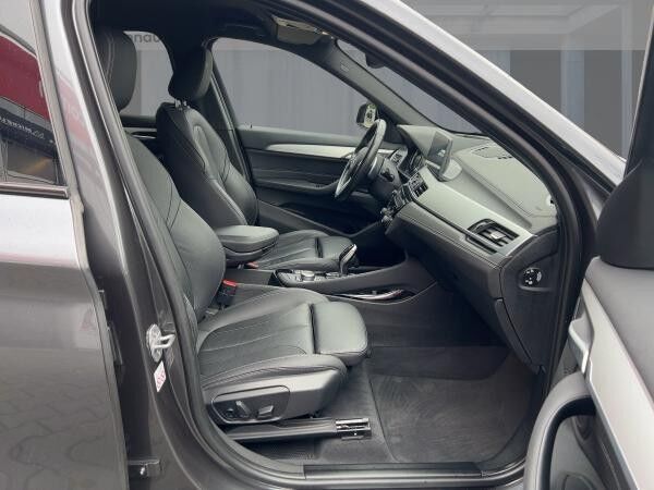 BMW X1 xDrive20i M SPORT NAVI-PLUS MEMORY PDC ENTERT