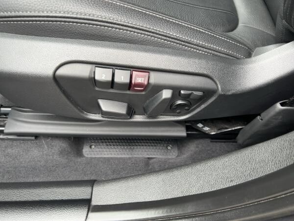 BMW X1 xDrive20i M SPORT NAVI-PLUS MEMORY PDC ENTERT