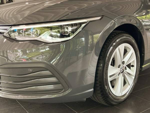 Volkswagen Golf VIII Variant 2.0TDI DSG Life Navi AppConnect