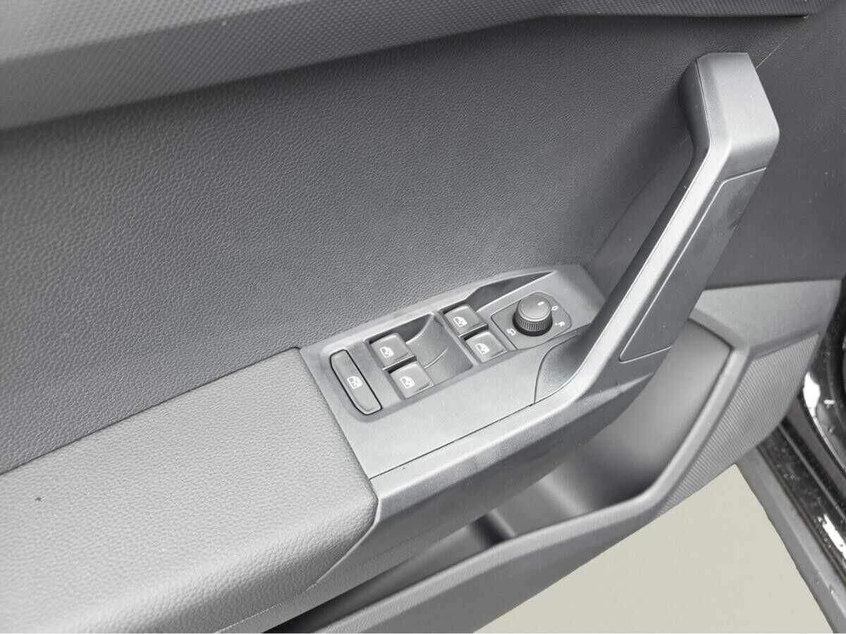 Seat Arona (KJ7)