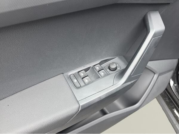 Seat Arona (KJ7)