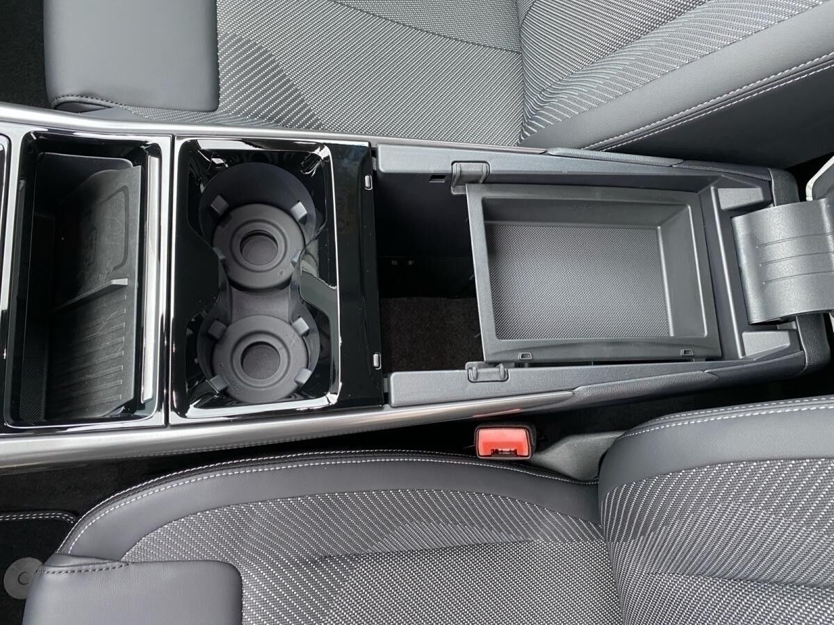 Ford Explorer Premium  77kWh Extended Range