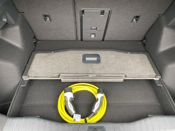 Ford Explorer 77kWh Extended Range RWD