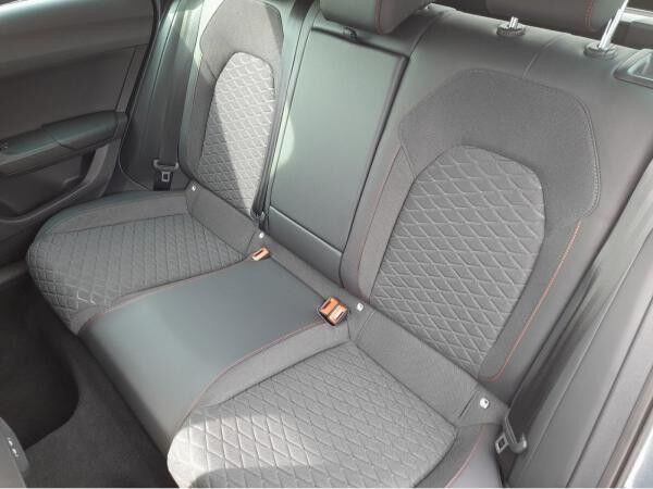 Seat Leon SEAT Leon Sportstourer FR 1.5 TSI DSG // Sofort Verfügbar !!