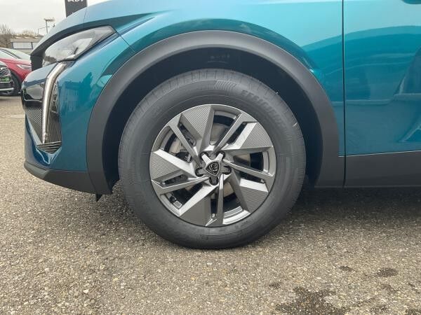 Peugeot 408 PureTech 130 EAT8 Allure