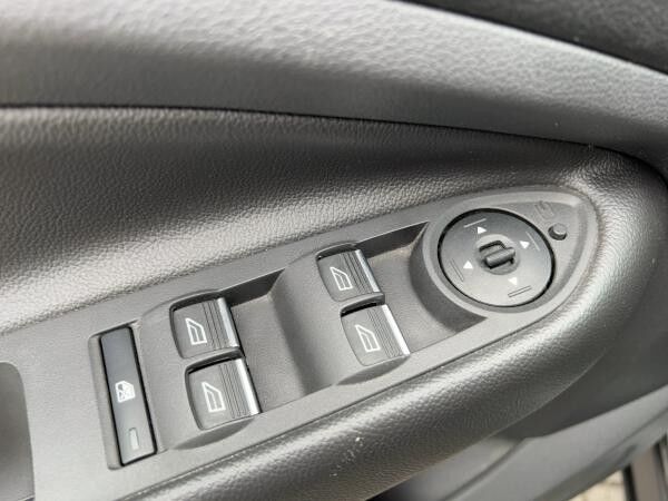 Ford Kuga 1.5 EcoBoost Cool&Connect Winter-Paket Navi