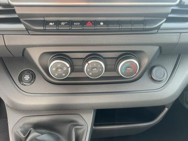 Renault Trafic Kasten L2H1 dCi 130 LED Navi Klima