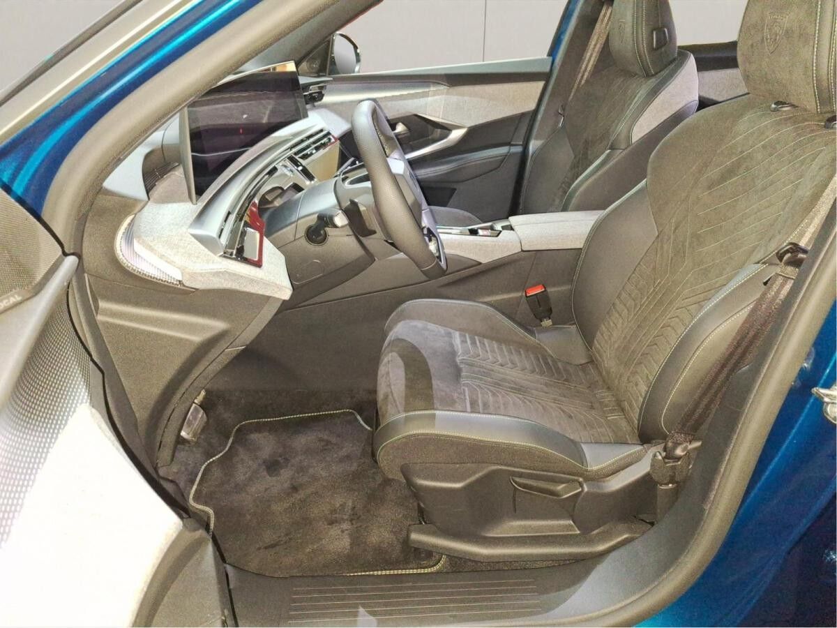 Peugeot 3008 GT SOFORT VERFÜGBAR *360°Kamera*PANO*