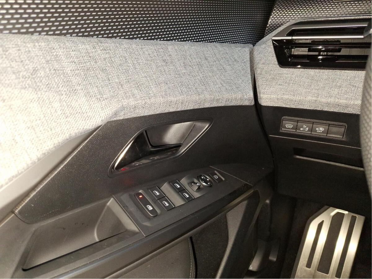 Peugeot 3008 GT SOFORT VERFÜGBAR *360°Kamera*PANO*