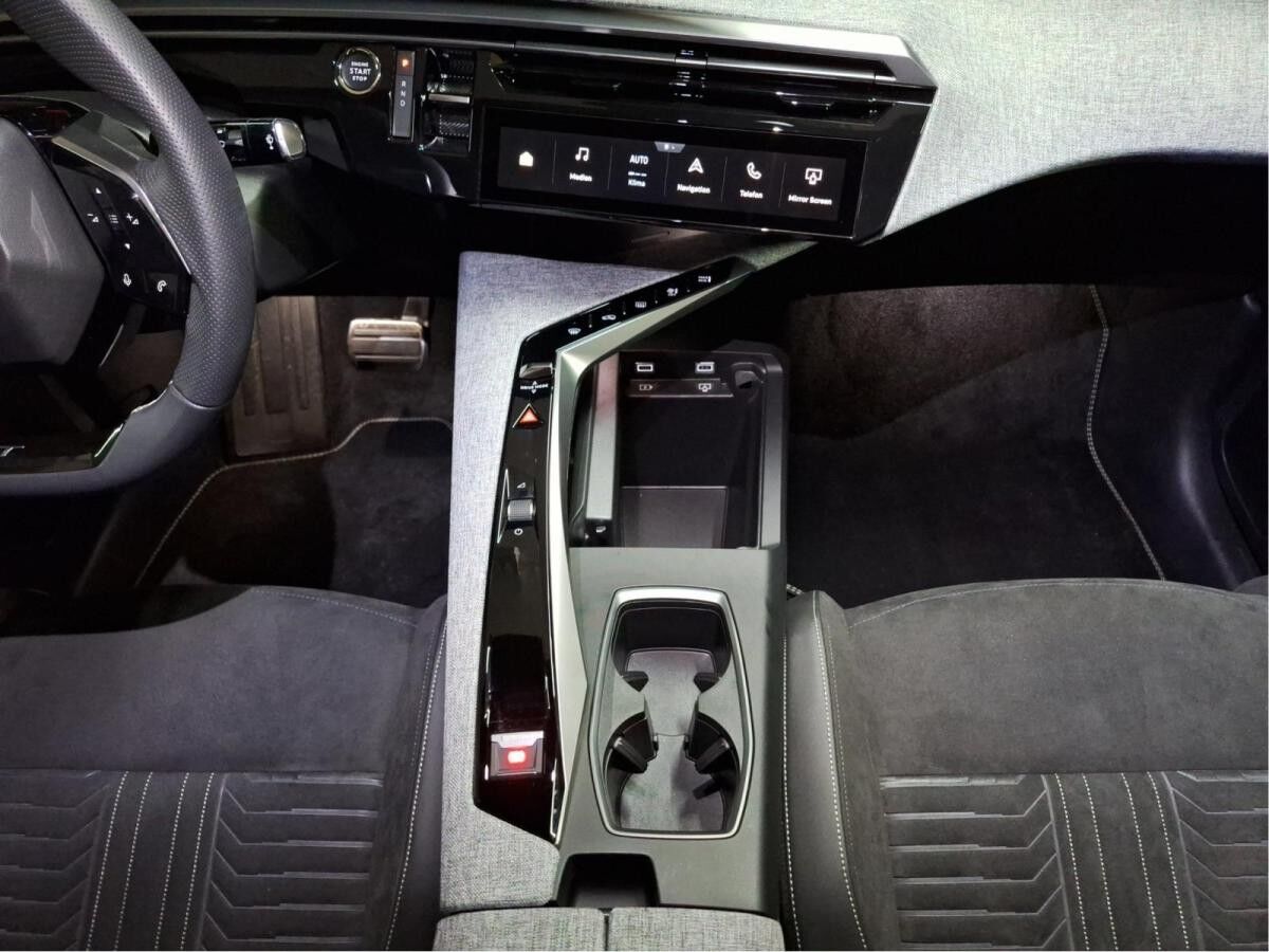 Peugeot 3008 GT SOFORT VERFÜGBAR *360°Kamera*PANO*