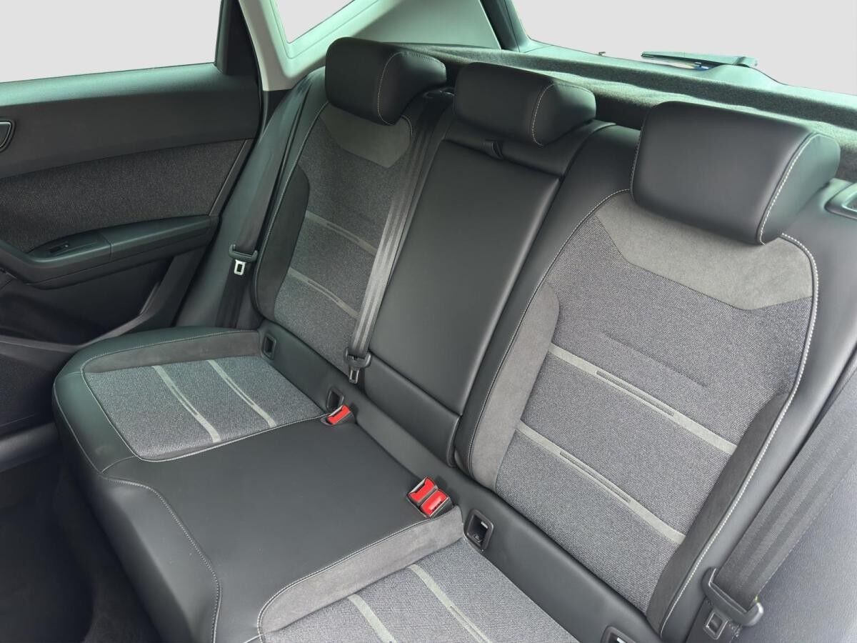 Seat Ateca Xperience 1.5 TSI Spur Licht-Assist ACC Nav