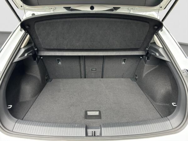 Volkswagen T-Roc LIFE 1.0 TSI SHZ Navi LED+ App Winter