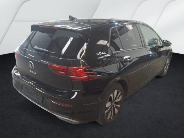 Volkswagen Golf VIII 2.0 TDI DSG Goal AHK Spurwechselassistent Rückfahrkamera Sitzheizung DAB+