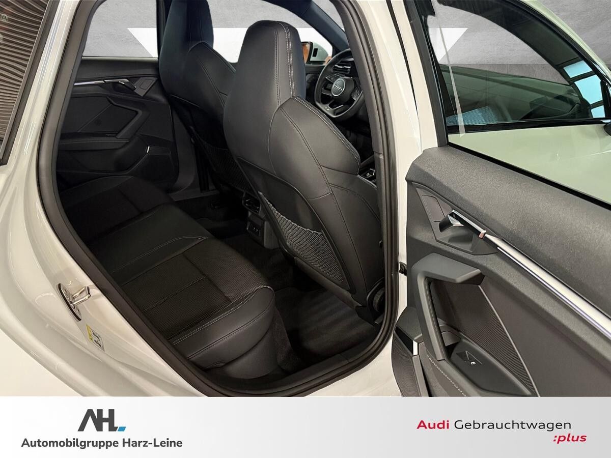 Audi S3 Sportback 2.0 TFSI quattro Navi Matrix B+O RFK Assistenzpaket