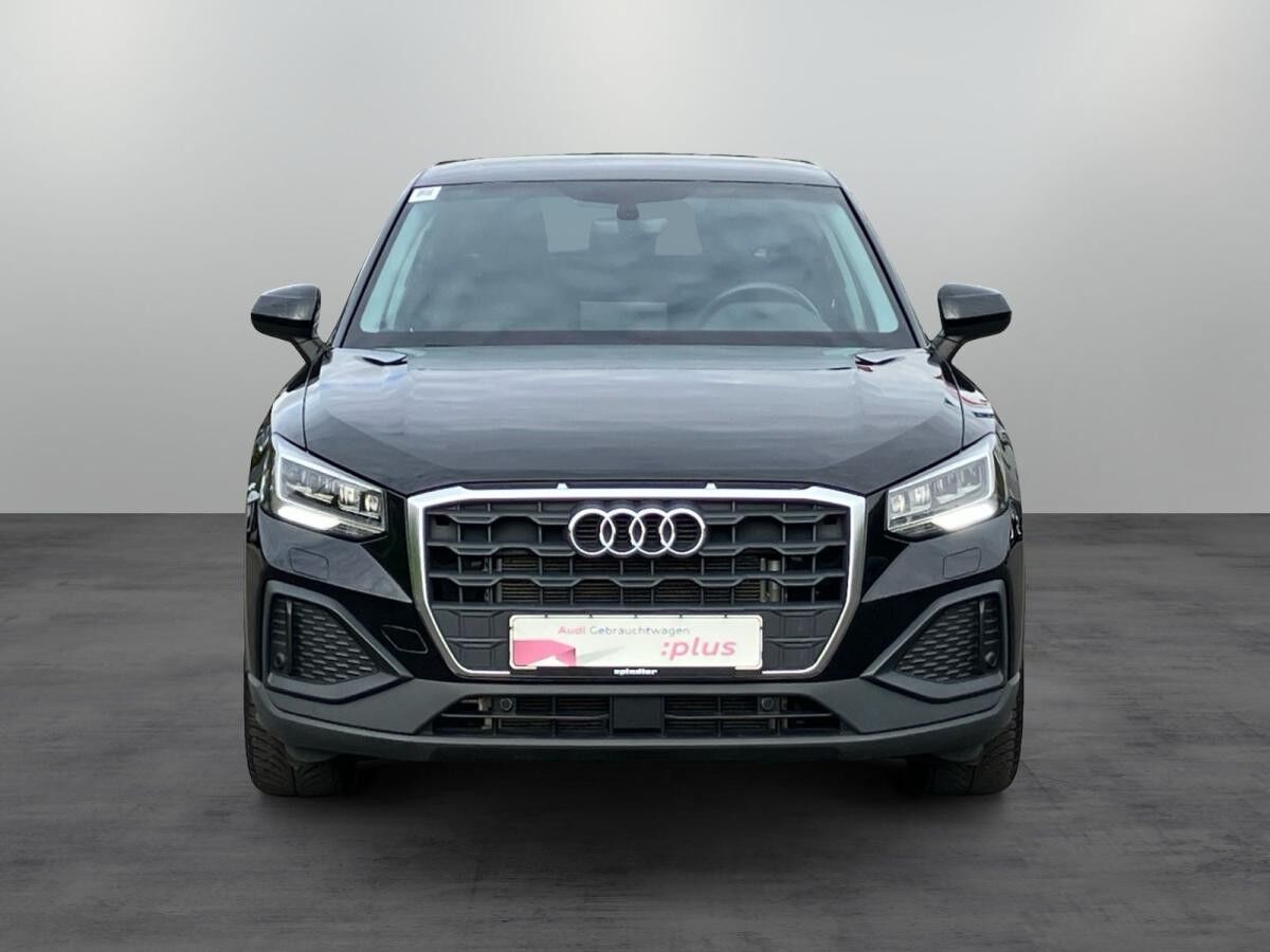 Audi Q2 35 TFSI S-tronic / MMI-Navi plus, LED, RFK