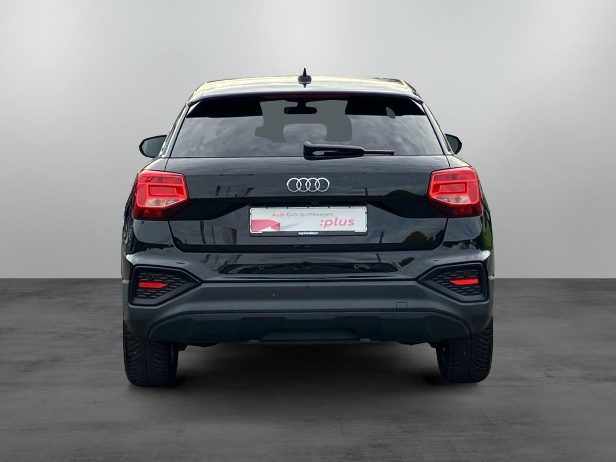 Audi Q2 35 TFSI S-tronic / MMI-Navi plus, LED, RFK