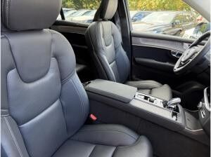 Volvo XC90 T8 AWD Ultra Bright