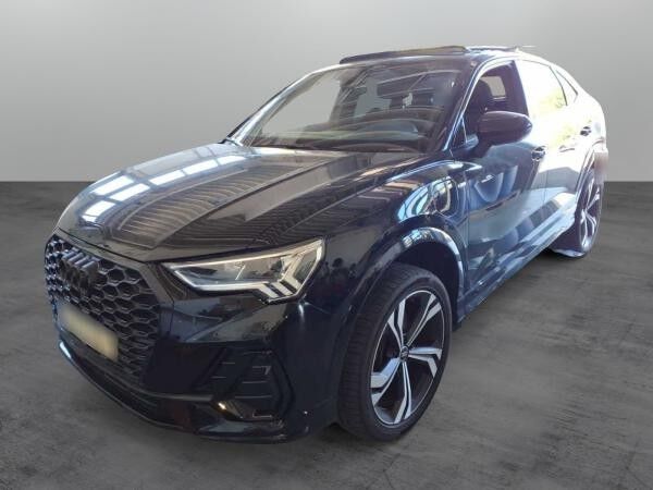Audi Q3 Sportback S-Line 45TFSIe S-tronic / Pano, AHK