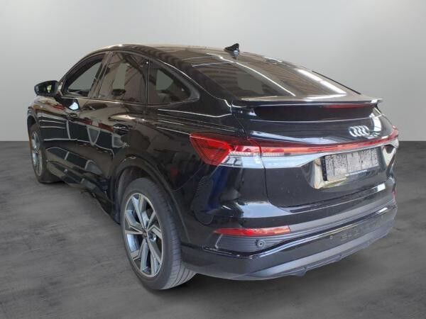 Audi Q4 e-tron Q4 Sportback e-tron S-Line 50 quattro / Matrix