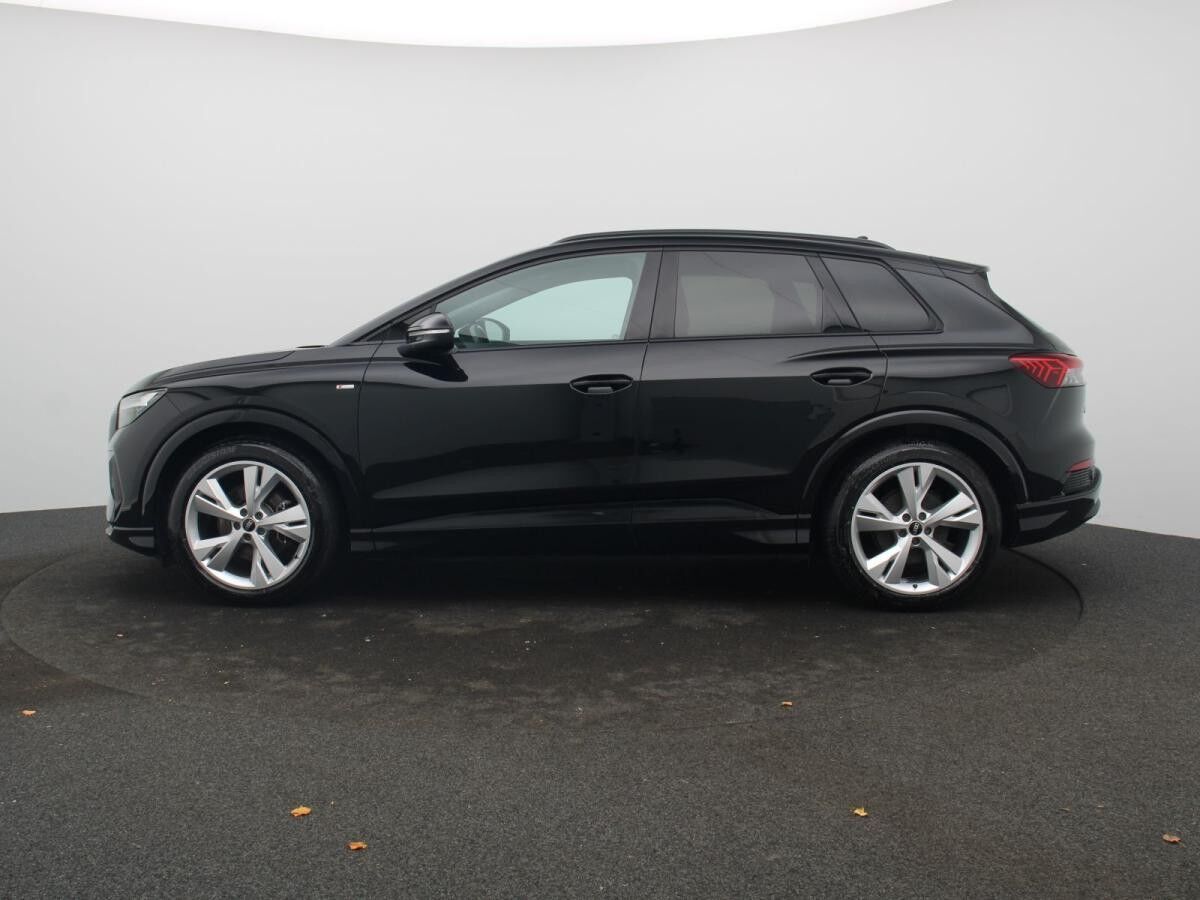 Audi Q4 e-tron S-Line 35 / MMI-Navi+, Standklima, LED