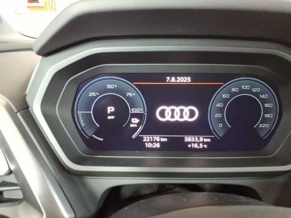 Audi Q4 e-tron S-Line 35 / MMI-Navi+, Standklima, LED