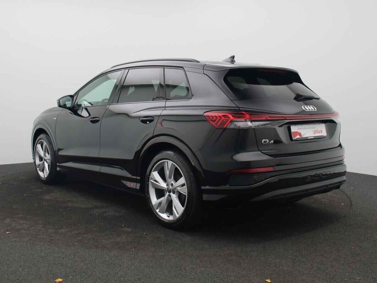 Audi Q4 e-tron S-Line 35 / MMI-Navi+, Standklima, LED