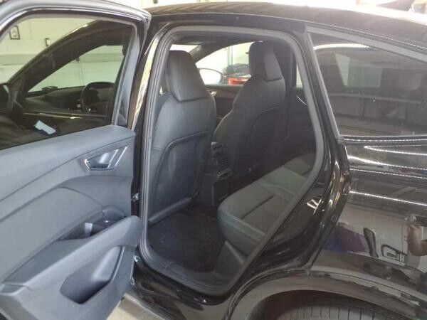 Audi Q4 e-tron Q4 Sportback e-tron S-Line 50 quattro / Matrix