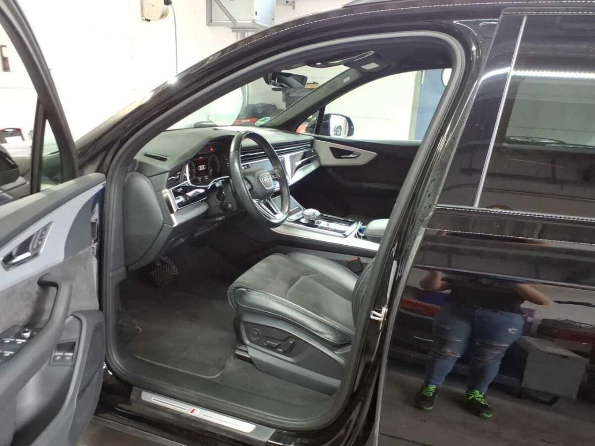 Audi Q7 S-Line 55 TFSIe quattro / Navi+, Matrix, B&O