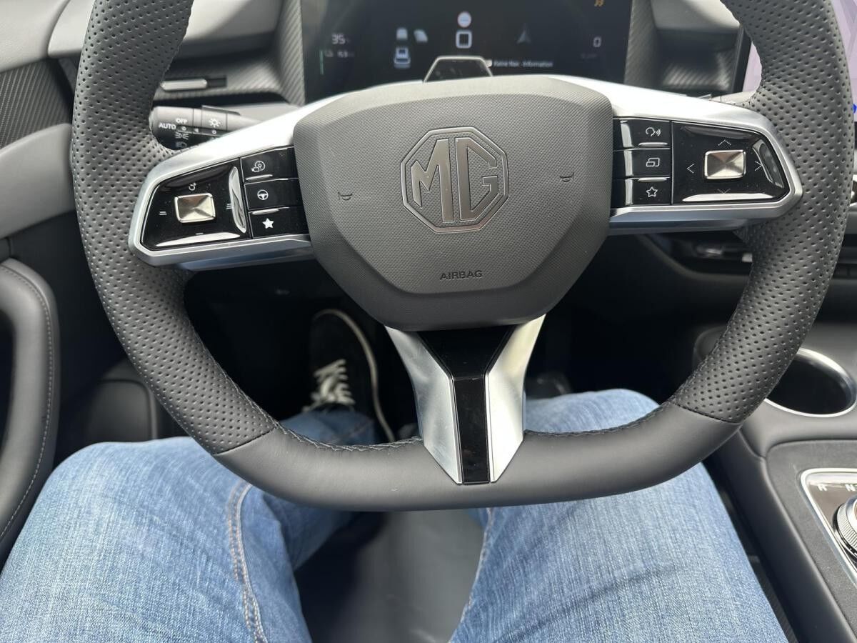 MG S5 EV S5 EV LUXURY – vollelektrischer Premium SUV ab 299 €/ Monat leasen