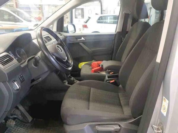 Volkswagen Caddy Kombi Comfortline / Navi, SHZ, Standh.