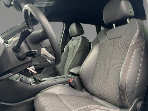 Audi Q3 45 TFSIe Kamera LED virtual Navi