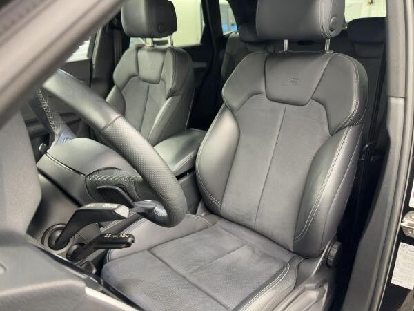 Audi Q5 S line 50 TDI quattro Matrix Kamera AHK Navi