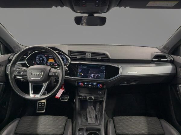 Audi Q3 45 TFSIe Kamera LED virtual Navi
