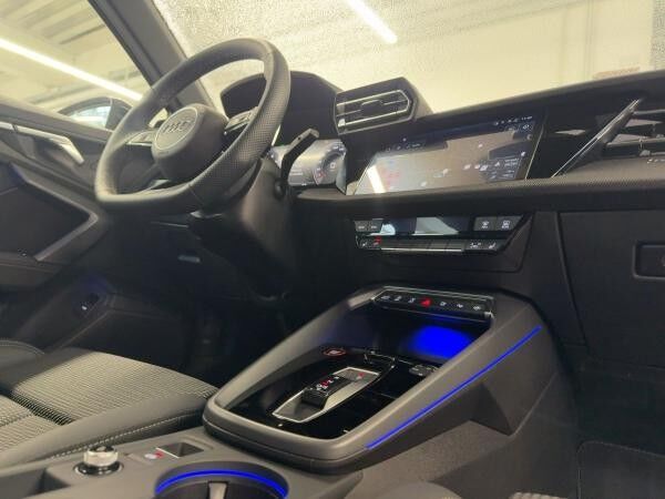 Audi S3 Limousine 2.0 TFSI Kamera ACC virtual Navi