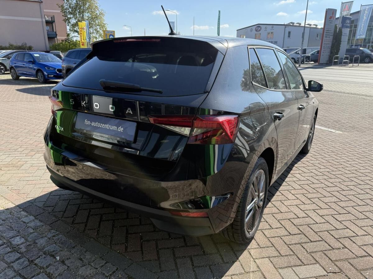 Skoda Fabia Tour 1,0 TSI 70 kW 5-Gang**AKTION**