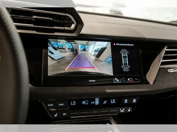 Audi A3 Limousine 35 TDI S tronic 2xS LINE/NAV/CARBON