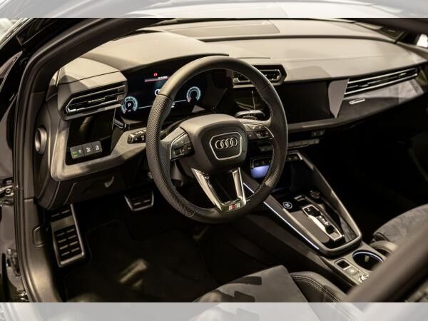 Audi A3 Limousine 35 TDI S tronic 2xS LINE/NAV/CARBON